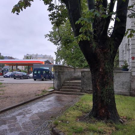 Noclegi Przy Dworcu Pkp Vratislav Exteriér fotografie